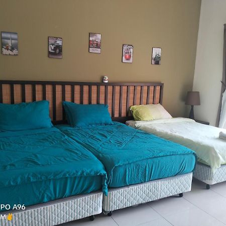 Izz Room Studio Gold Coast Morib Resort Banting  Kültér fotó